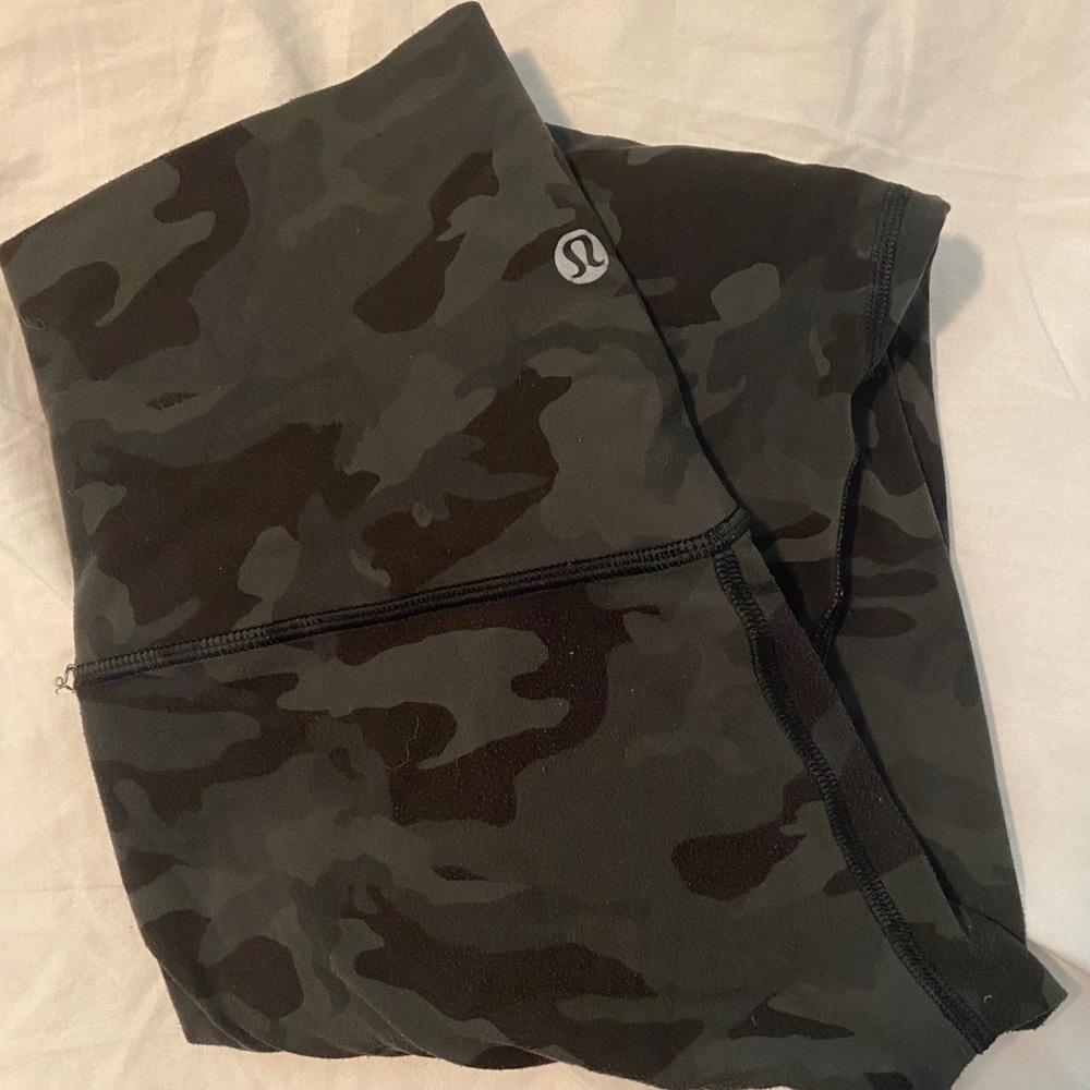 dark green camo lululemon leggings